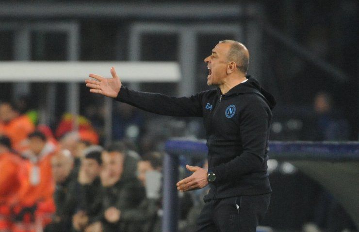 Francesco Calzona può restare al Napoli