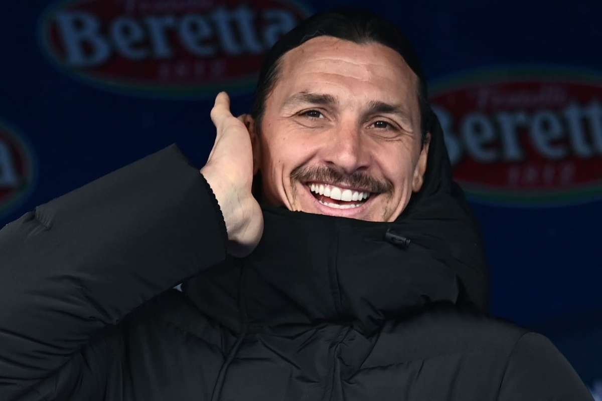 Foto di Zlatan Ibrahimovic in panchina