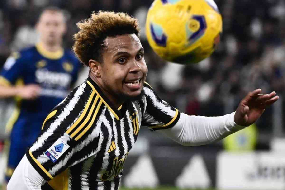 McKennie in campo con la Juventus